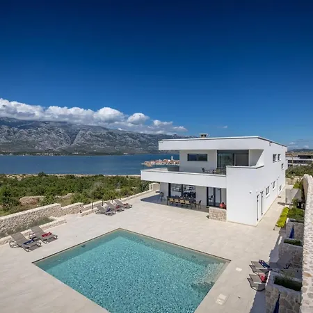 Villa Luxury Sea Star Heated Pool 48 M2 *