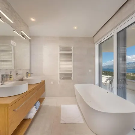 וילה Luxury Sea Star Heated Pool 48 M2 ווינייראץ