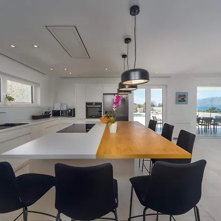 וילה Luxury Sea Star Heated Pool 48 M2
