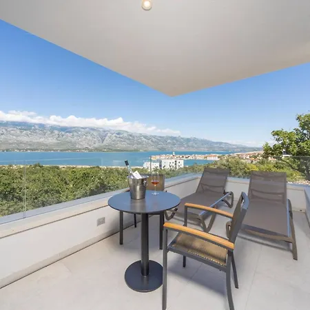Luxury Sea Star Heated Pool 48 M2 וילה